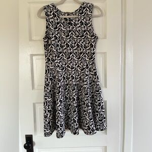 A-line Black and White Patterned Short Dress from Paris